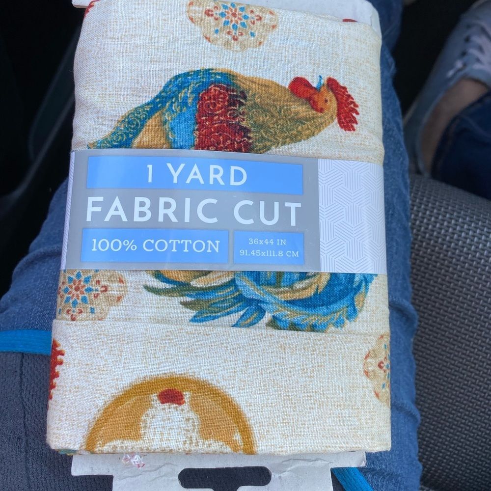 Rooster fat quarter material discontinued ċ